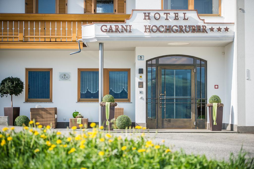 Hotel Garni Hochgruber بَرونيكو المظهر الخارجي الصورة